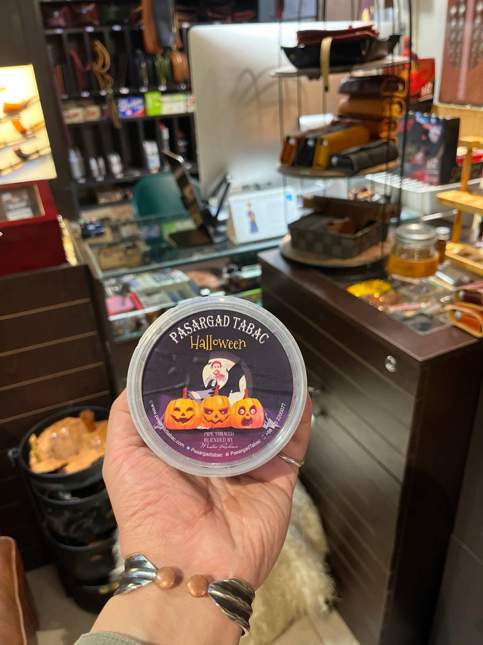 بهترین روشهای نگهداری توتون پیپ: ساده و کاربردی